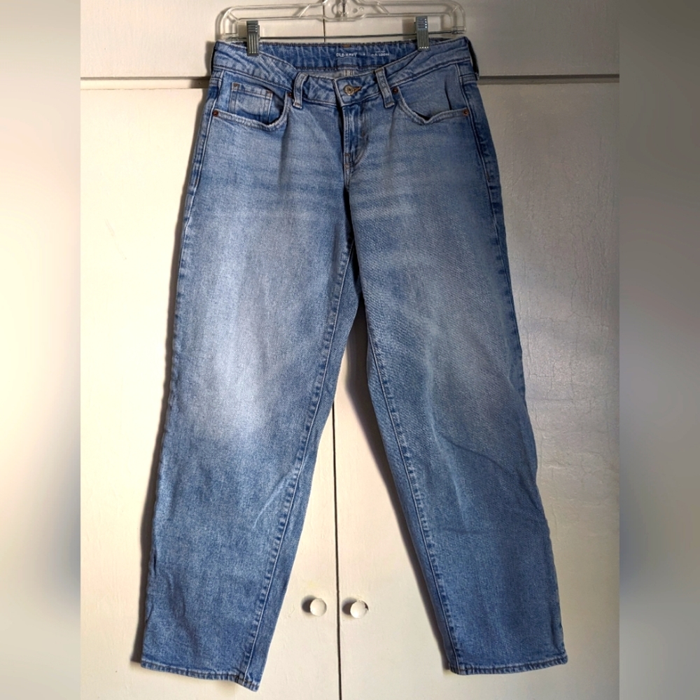 Old Navy Low-rise Mom Jeans